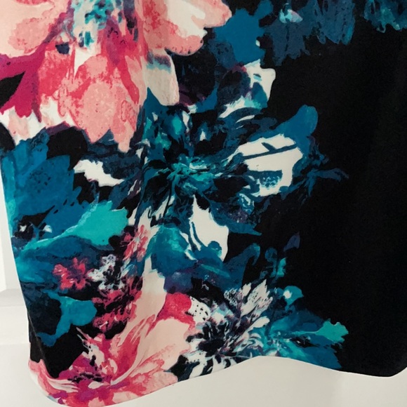 Size 8, NWT 95/5 poly span London Times - Picture 5 of 7